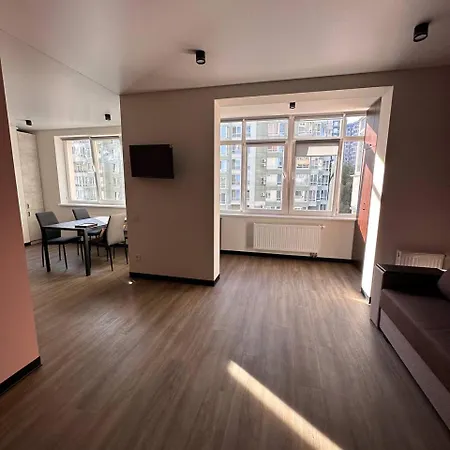 Apartment апарт на під голоском 15б *