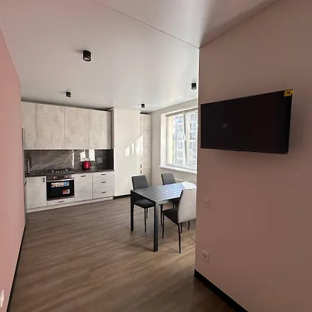 апарт на під голоском 15б Apartment *