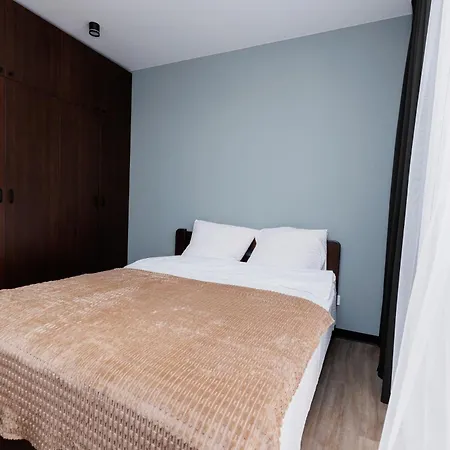 апарт на під голоском 15б Apartment *