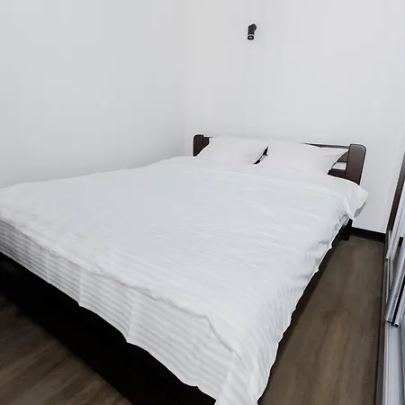 Apartment апарт на під голоском 15б
